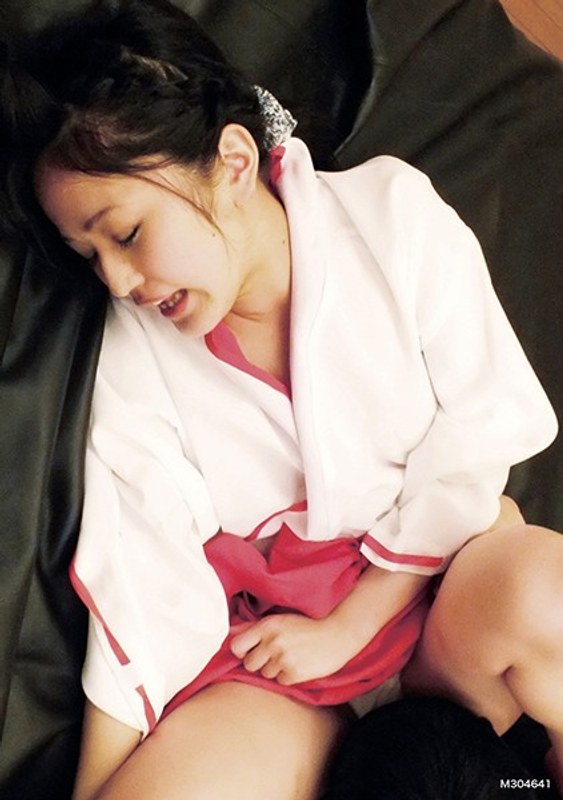 お尻ペンペンされて悦ぶオンナ